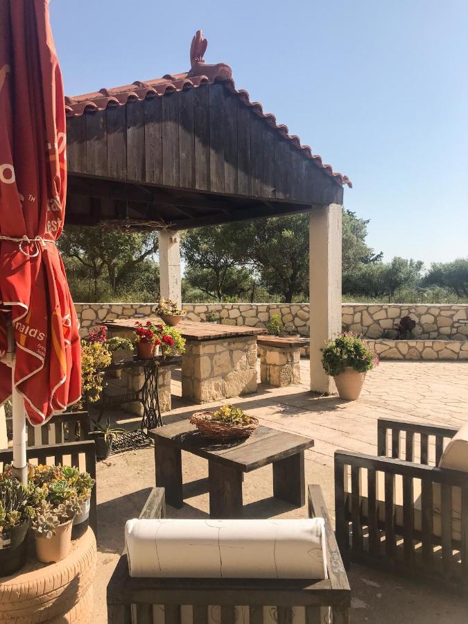 Villeta Nikol Lixouri Extérieur photo